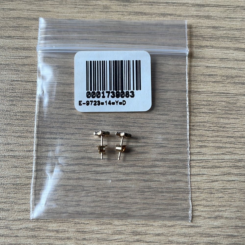 Rachel Reid EUC Diamond Star Stud Earrings - Picture 6 of 10